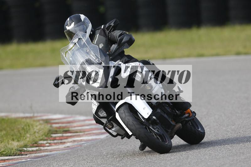 /Archiv-2024/17 01.05.2024 Speer Racing ADR/Schnuppertraining